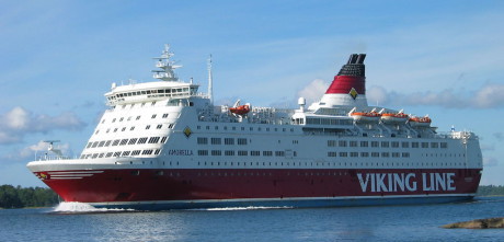 Ferry_viking_line_amorella_20050823_001-e1422896330674