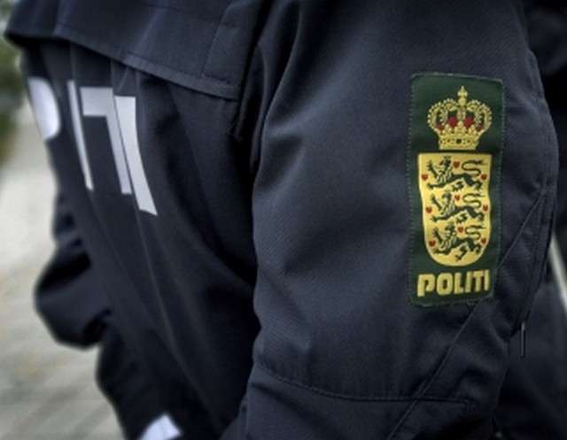 Foto- Polfoto Kalundborg politi betjent jakke_1