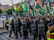 – Vi ønsker stormen velkommen!