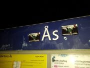 Plakater og klistremerker på Ås
