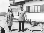 Adolf Hitler velger døden