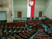 Polens underhus stemte for en lov som begrenser utenlandsk eierskap av medier