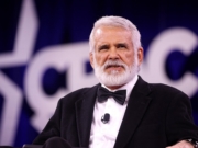 mRNA-teknikkens oppfinner nedstengt på Twitter for vaksinekritikk