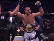 MMA-stjerne til homovennlig journalist: «Du er en svak jævla mann»