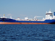 Storbritannia og EU: «Vi skal sette stopp for den russiske oljeflåten»