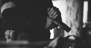 https://unsplash.com/photos/grayscale-photo-of-person-holding-smartphone-xMVV63LFDxM
