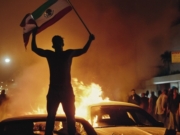 Portforbud og massearrestasjoner i Los Angeles etter voldsomme innvandreropptøyer