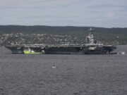 Oslofjorden får besøk igjen: Verdens største hangarskip er på vei