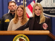 Saksøker Bondi for mørklegging av Epstein-saken