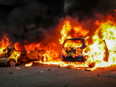 https://unsplash.com/photos/cars-are-engulfed-in-flames-and-smoke-hPJZ9IMKYYY