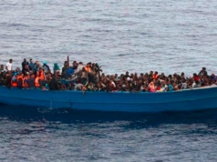 Fransk politiordre: Ikke stopp båtmigrantene